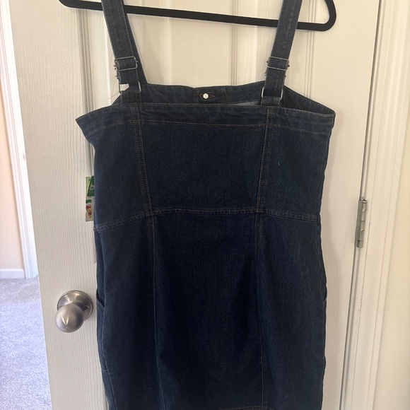 Tinseltown Denim Overall Jumper Women’s Large Dark Wash NWT Adjustable - Picture 2 of 7